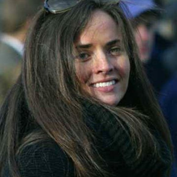 Meet your Posher, Justena - Picture 1 of 1